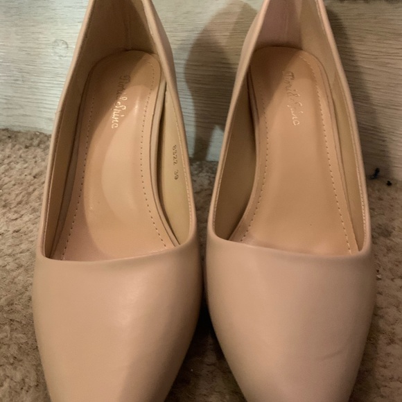 heels - Picture 3 of 3